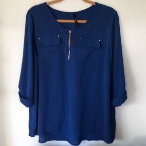 Woman’s dress shirt, Xl, blue, with zip